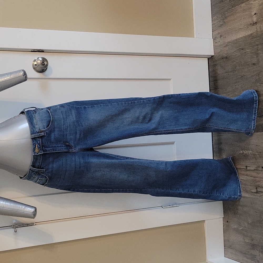 High rise jeans size 27